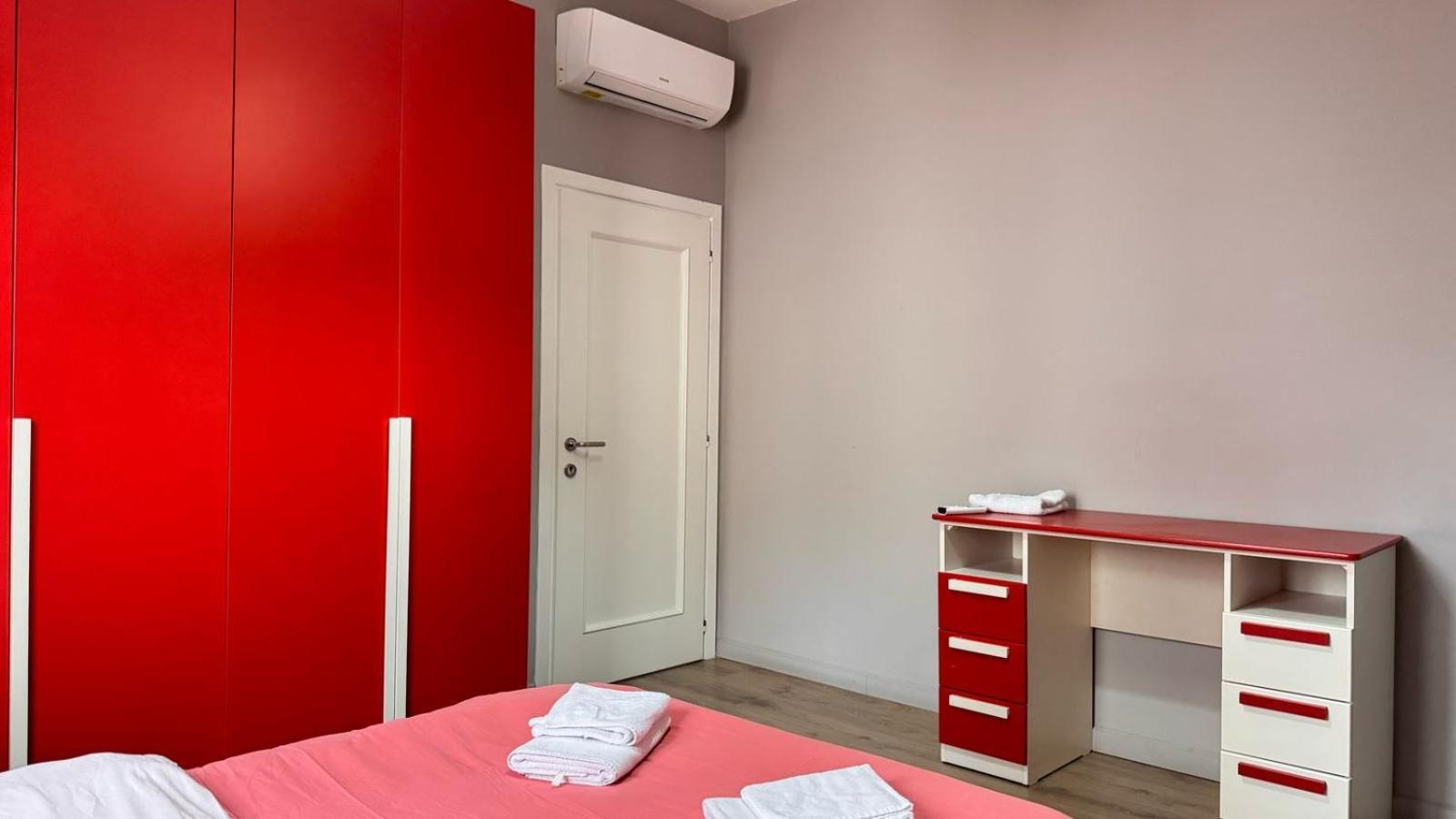 Terrace Flat In Heart Of Tirana Lägenhet Exteriör bild